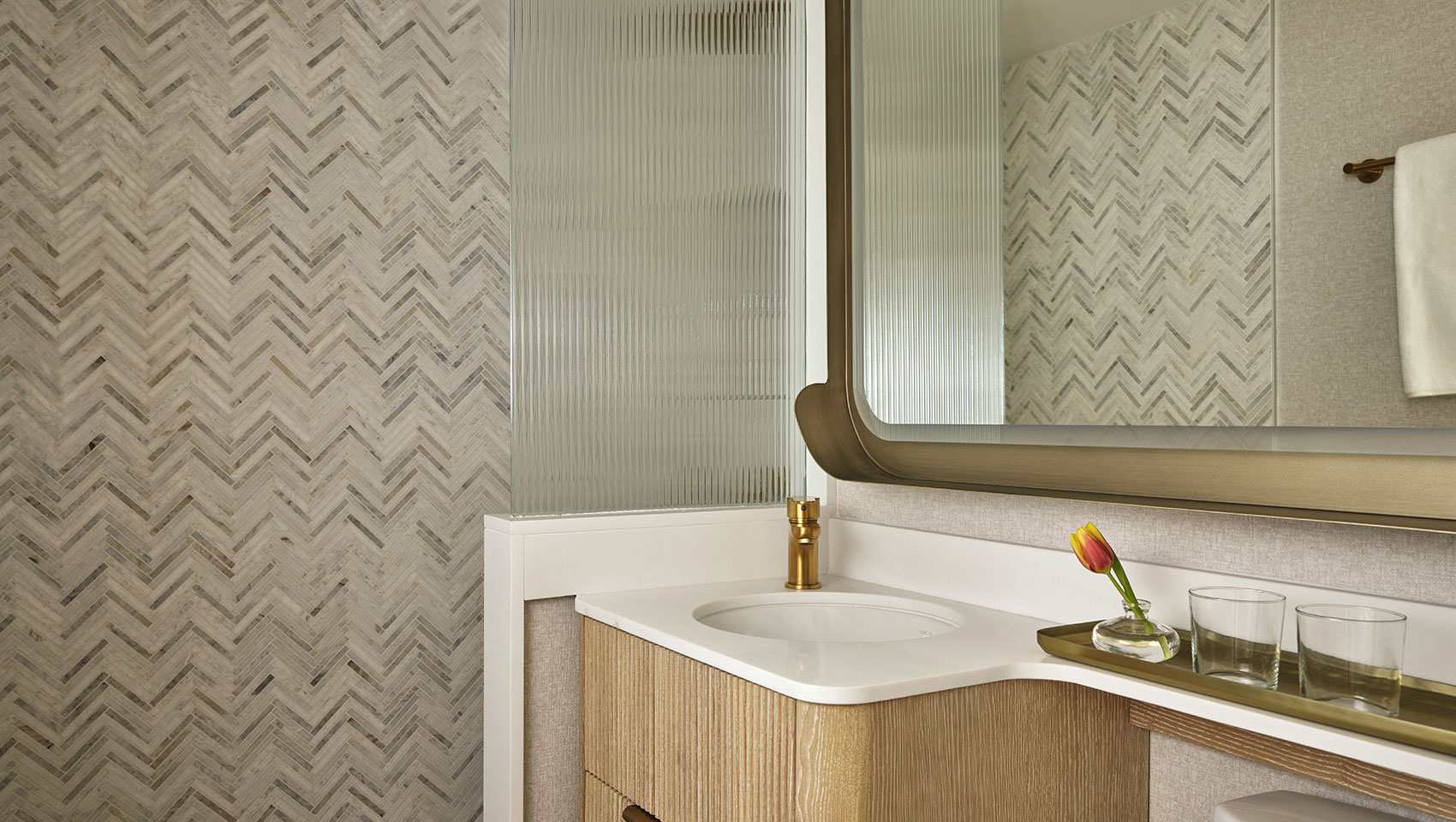 Kimpton Ashbel guest bathroom